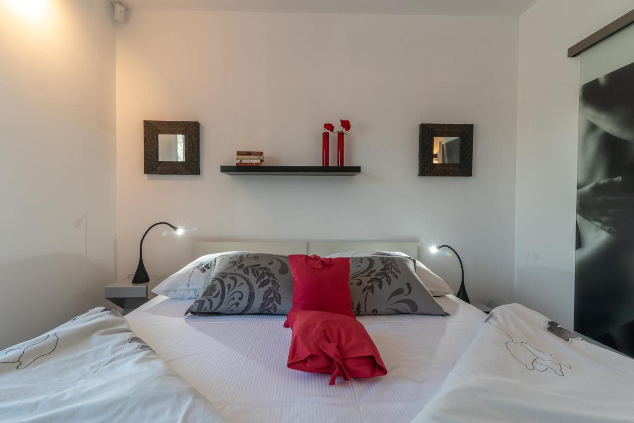 Casa Vita Apartments Slatine Exteriér fotografie